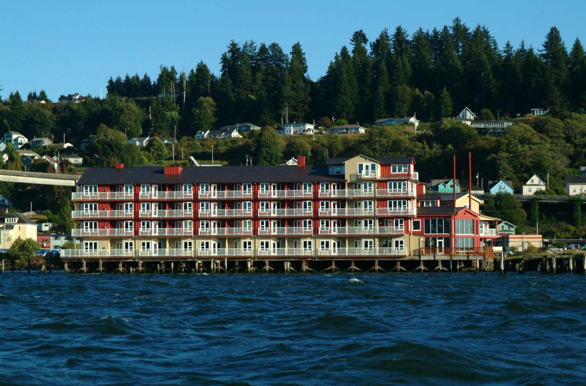 Cannery Pier Hotel & Spa Astoria Exterior photo